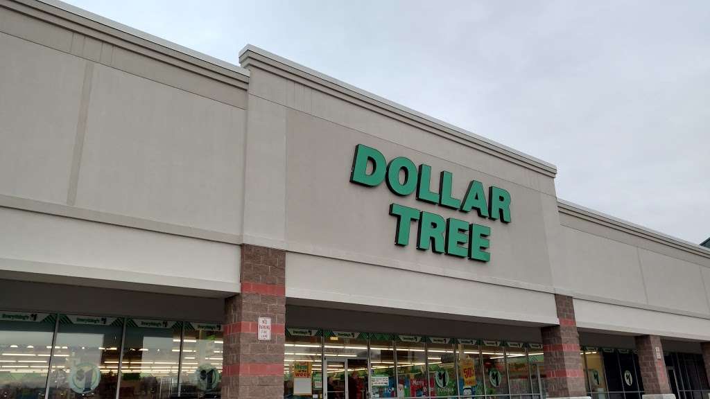 Dollar Tree | 180 Rivendell Ct Ste 4, Winchester, VA 22603, USA | Phone: (540) 773-6299