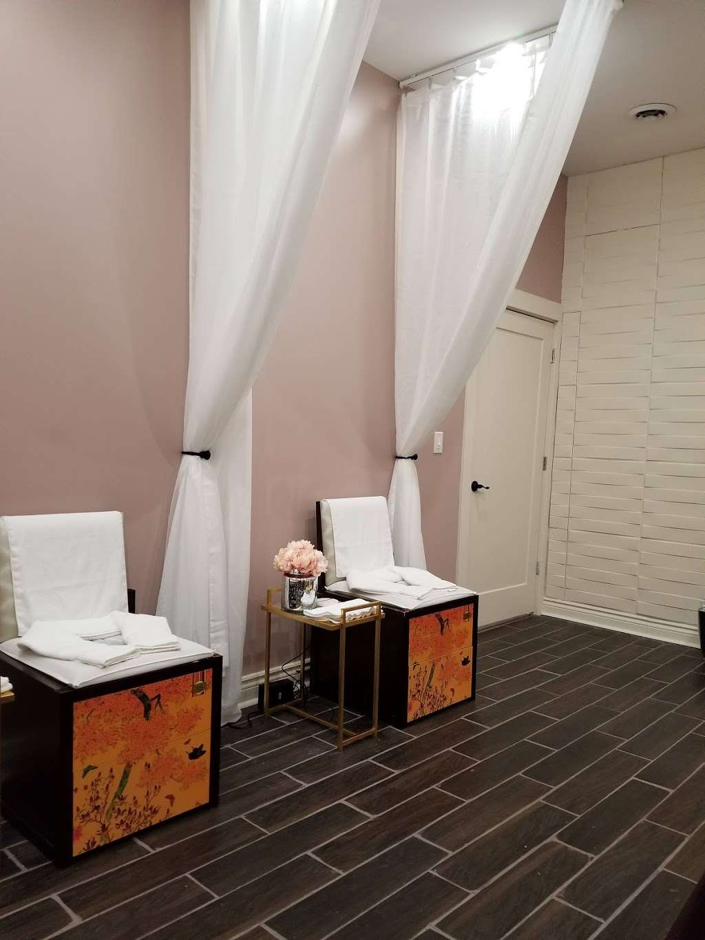 V Spa | 1734 W 119th St, Chicago, IL 60643 | Phone: (773) 568-5380