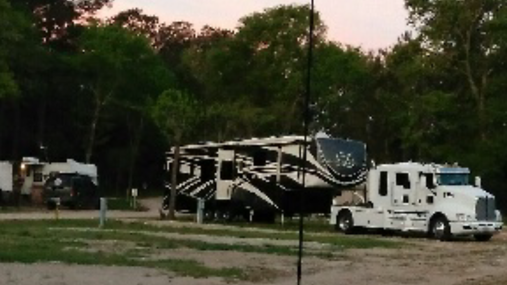 Lost Oaks RV Park | 27030 Hwy 6, Hempstead, TX 77445, USA | Phone: (832) 292-8282