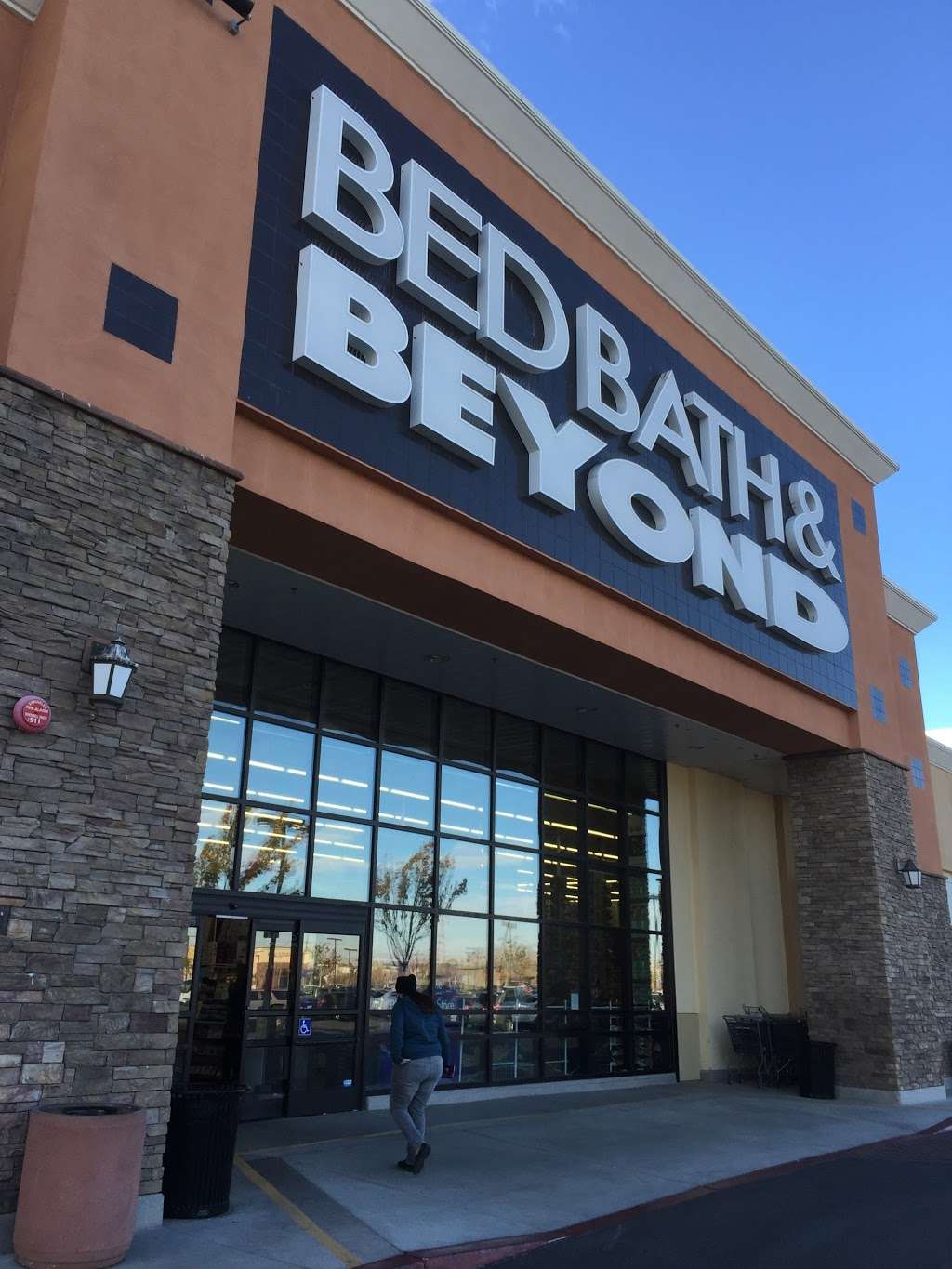 Bed Bath & Beyond | 18815 Bear Valley Rd, Apple Valley, CA 92308 | Phone: (760) 240-4330