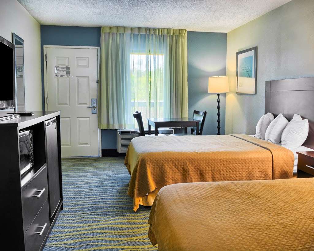 Quality Inn | 6409 Dan Bell Ln, Thornburg, VA 22565 | Phone: (540) 582-1097