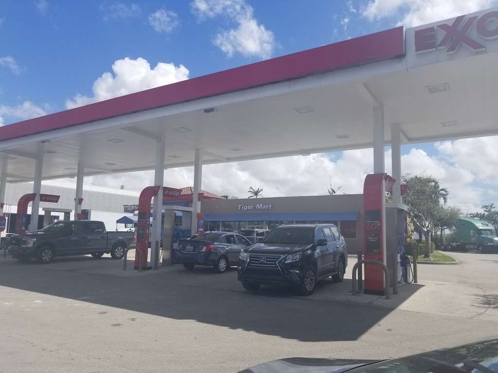 Exxon | 10190 NW 116th Way, Medley, FL 33178 | Phone: (305) 884-3849