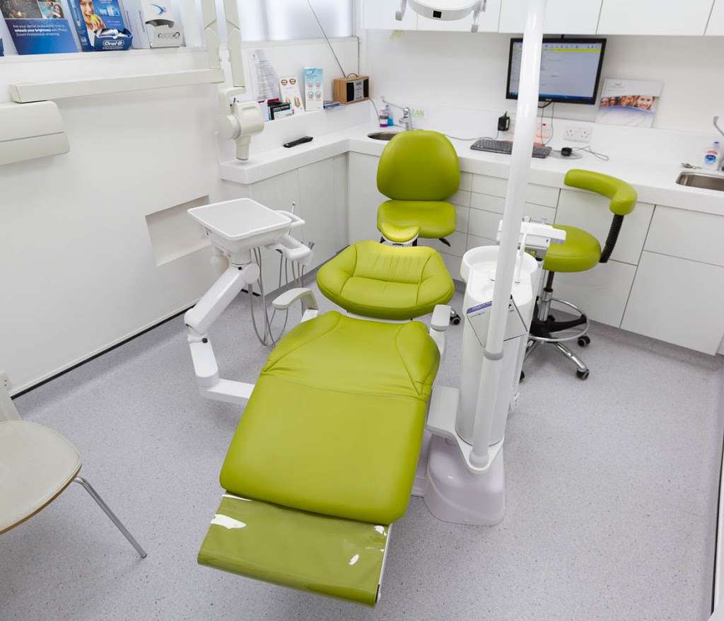 Dentist on The Green | 33 The Green, London N21 1HS, UK | Phone: 020 8882 3909