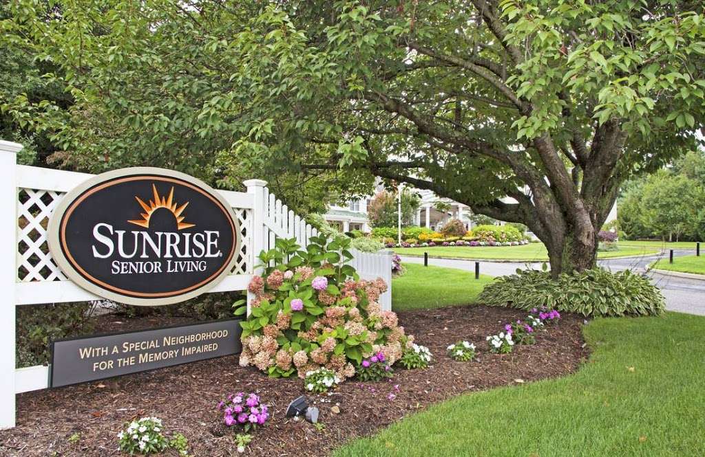 Sunrise of Dix Hills | 337 Deer Park Ave, Dix Hills, NY 11746 | Phone: (631) 385-1733