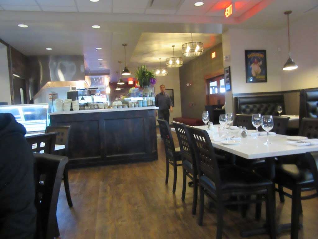 Angelos Italian Kitchen | 1144 Horsham Rd, Ambler, PA 19002, USA | Phone: (215) 654-1300