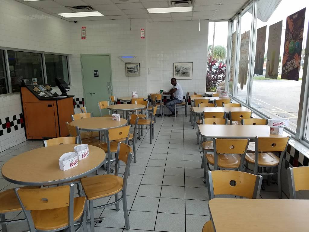 Krispy Kreme | 530 NE 167th St, Miami, FL 33162, USA | Phone: (305) 949-6135