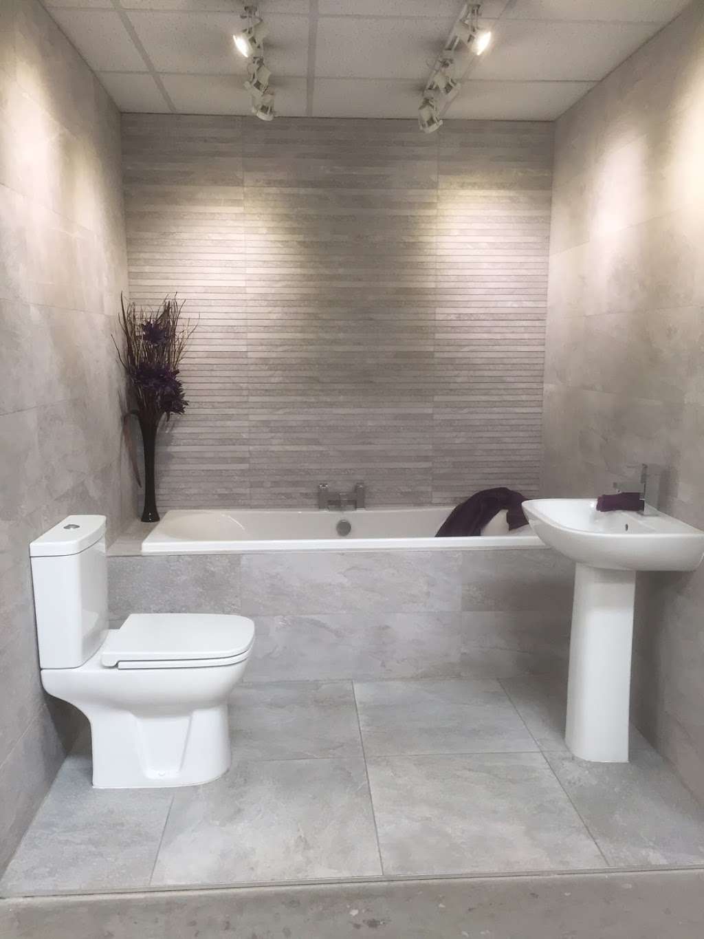 N&C Tiles and Bathrooms | 1, Cliffside Trade Park, Motherwell Way, Grays, Lakeside RM20 3XD, UK | Phone: 01708 680180