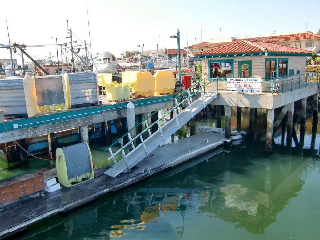Ventura Harbor Marine Fuel Inc | 1551 Spinnaker Dr, Ventura, CA 93001, USA | Phone: (805) 644-4046