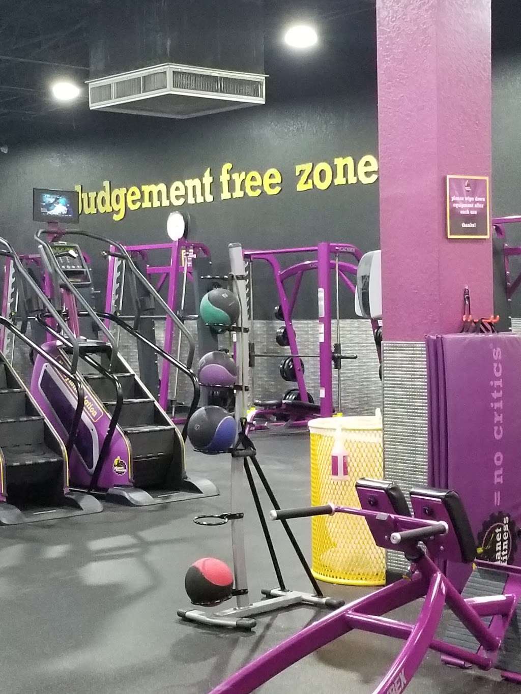 Planet Fitness | 3005 W Lake Mary Blvd #105, Lake Mary, FL 32746 | Phone: (407) 992-9134