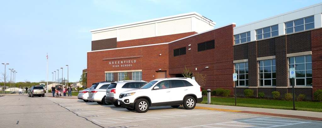 Greenfield High School | 4800 S 60th St, Greenfield, WI 53220, USA | Phone: (414) 281-6200