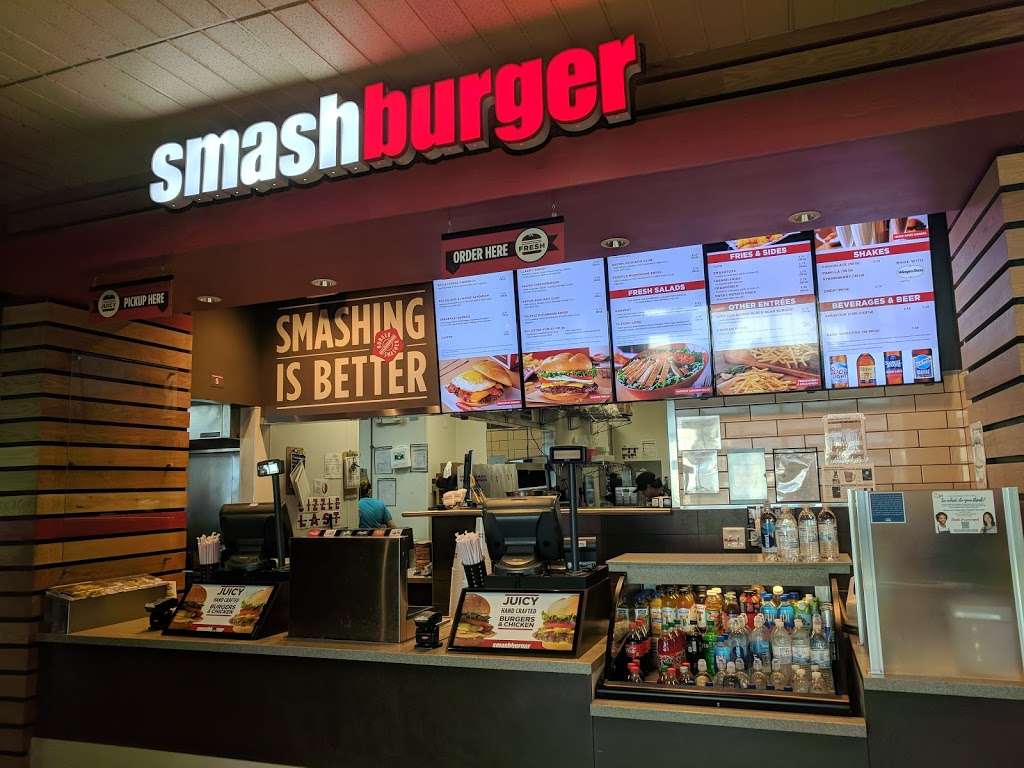 Smashburger | 1701 Airport Blvd Space Nc-10, San Jose, CA 95110, USA