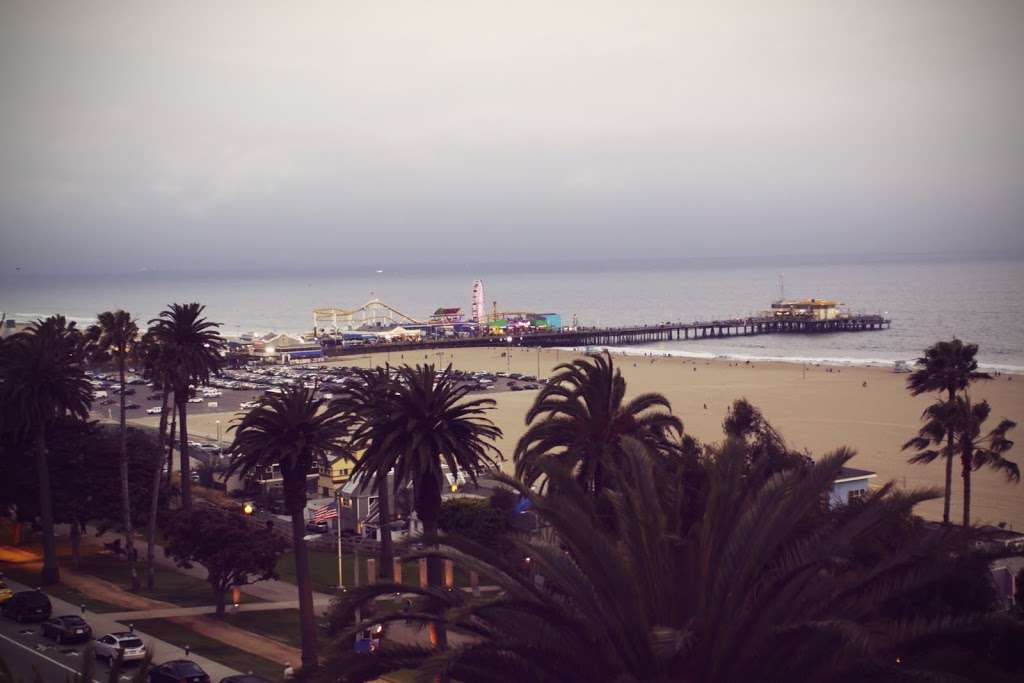 The Dining Room at Hotel Shangri-La | 1301 Ocean Ave, Santa Monica, CA 90401, USA | Phone: (310) 394-2791