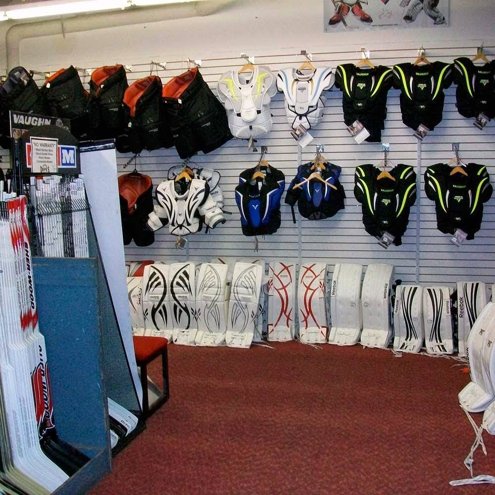 Daves Sport Shop | 1001 E Moore Lake Dr, Fridley, MN 55432, USA | Phone: (763) 571-4110