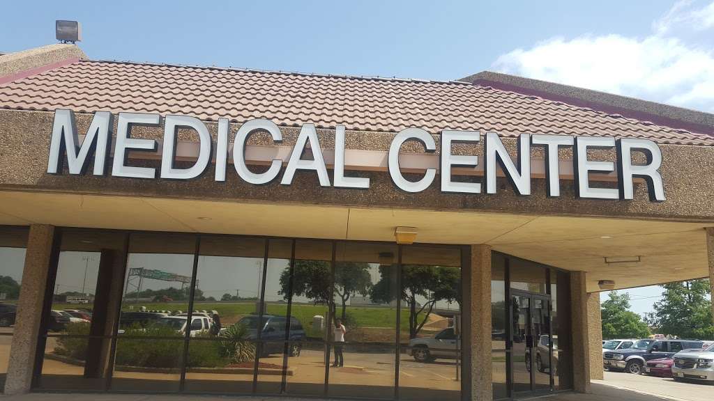 Medical Center | 2401 W Airport Fwy, Irving, TX 75062, USA