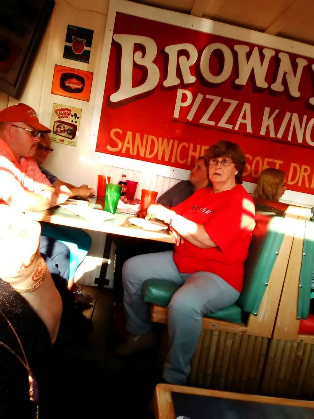 Pizza King | 354 W Main St, Rossville, IN 46065 | Phone: (765) 379-3382