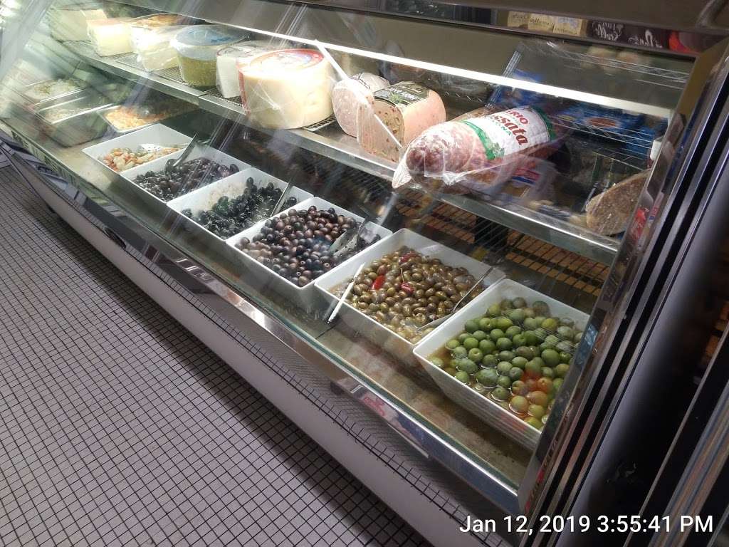 Varsi Deli | 1572 149th St, Flushing, NY 11357, USA | Phone: (718) 746-0583