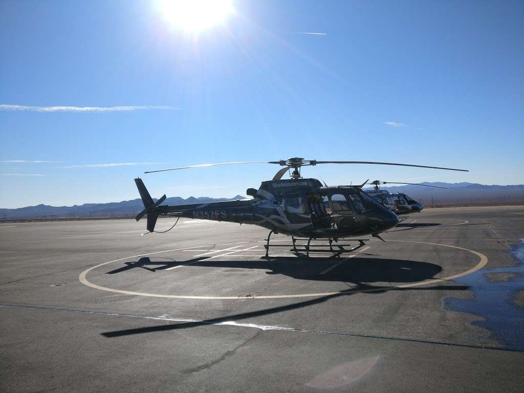 5 Star Las Vegas Helicopter Tours | 4511 W Cheyenne Ave #101, North Las Vegas, NV 89032, USA | Phone: (702) 565-7827