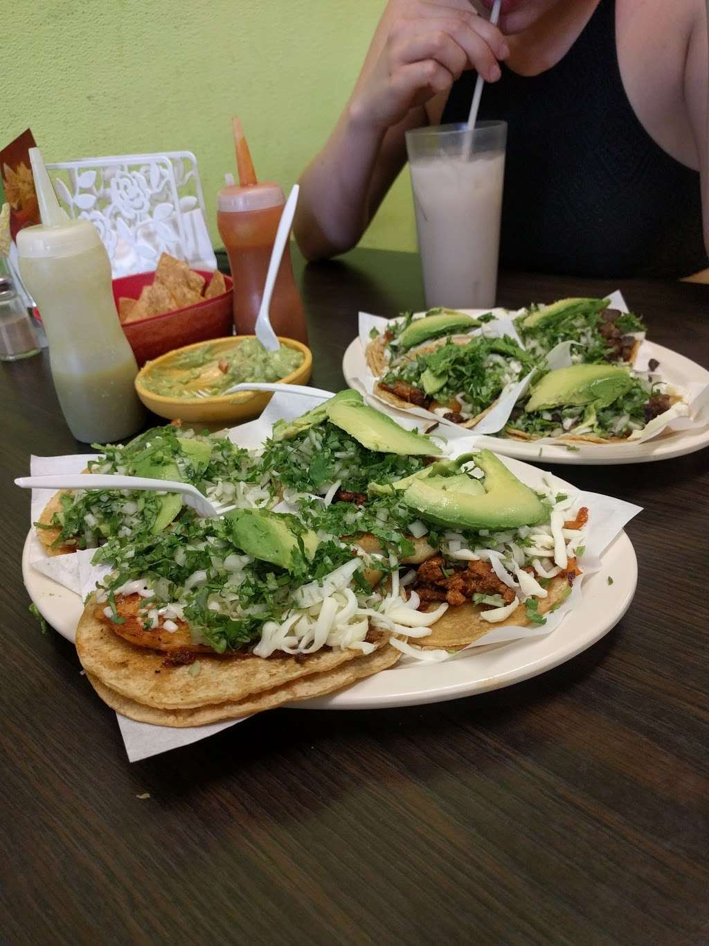 Marys Taqueria | 1901 S Canalport Ave, Chicago, IL 60616, USA | Phone: (312) 491-9999