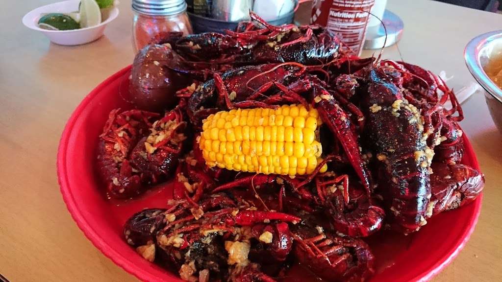 New La Crawfish Boil | 10625 Veterans Memorial Dr Suite I, Houston, TX 77038, USA | Phone: (281) 448-9500