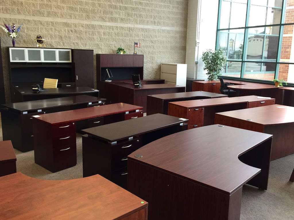 Office Furniture Warehouse - Waukesha | 416 Bluemound Rd, Waukesha, WI 53188, USA | Phone: (262) 691-8838