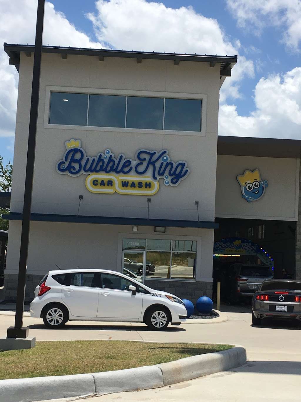 Bubble King Car Wash | Montgomery, TX 77356 | Phone: (936) 597-9710