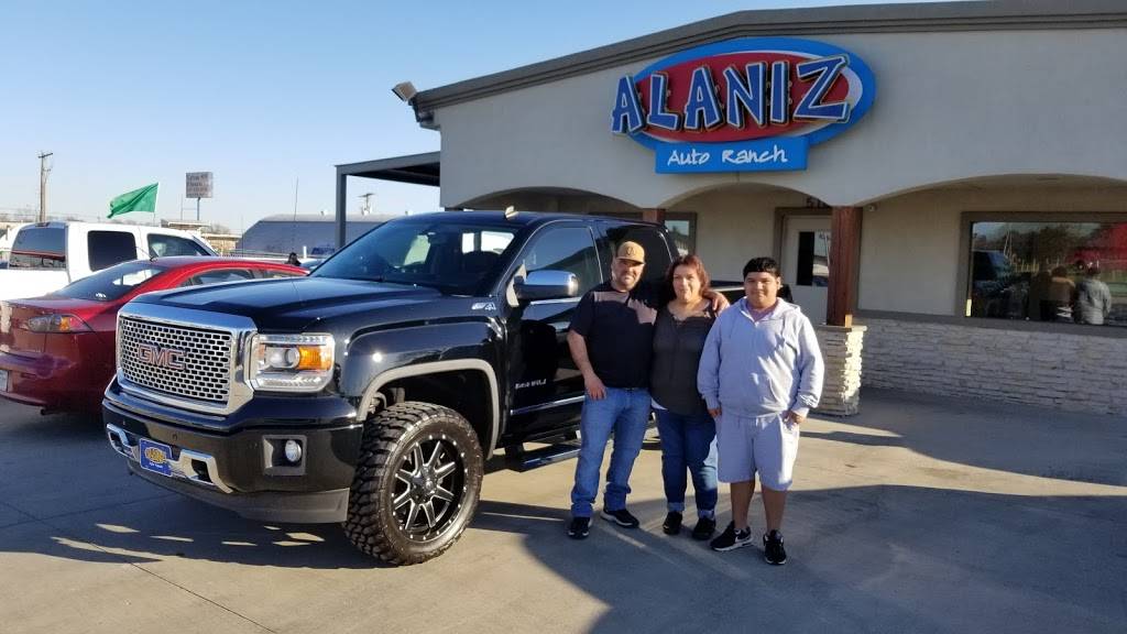 Alaniz Auto Ranch | 516 E Berry St, Fort Worth, TX 76110, USA | Phone: (817) 927-2626
