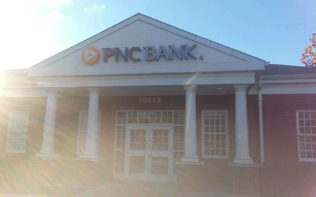 PNC Bank | 10649 Main Street, Fairfax, VA 22030 | Phone: (703) 273-4004