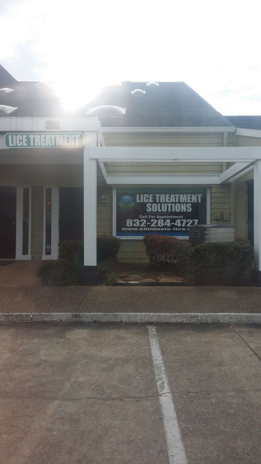 Lice Treatment Solutions of Clear Lake | 17300 Saturn Ln #102, Houston, TX 77058 | Phone: (832) 284-4727