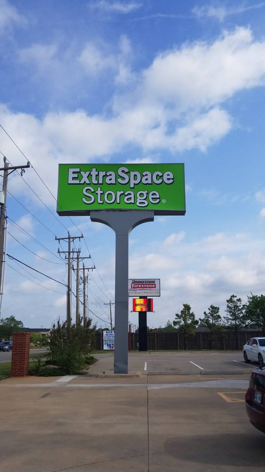 Extra Space Storage | 4224 N May Ave, Oklahoma City, OK 73112, USA | Phone: (405) 842-2690