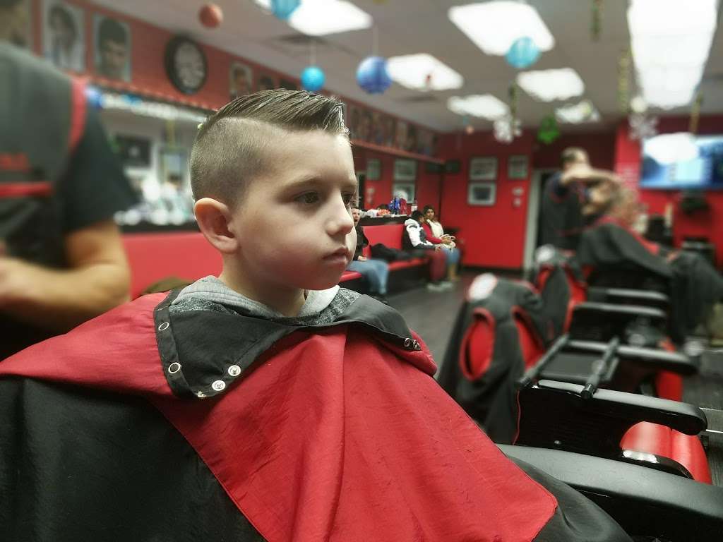 Sal & Gabis Barbershop | 905 E Jericho Turnpike, Huntington Station, NY 11746, USA | Phone: (631) 470-8297