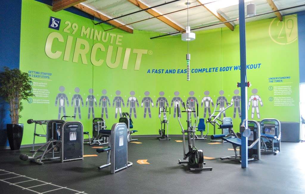 In-Shape Health Clubs | Century Plaza Shopping Center, 1800 E Ave. J, Lancaster, CA 93535 | Phone: (661) 728-5016