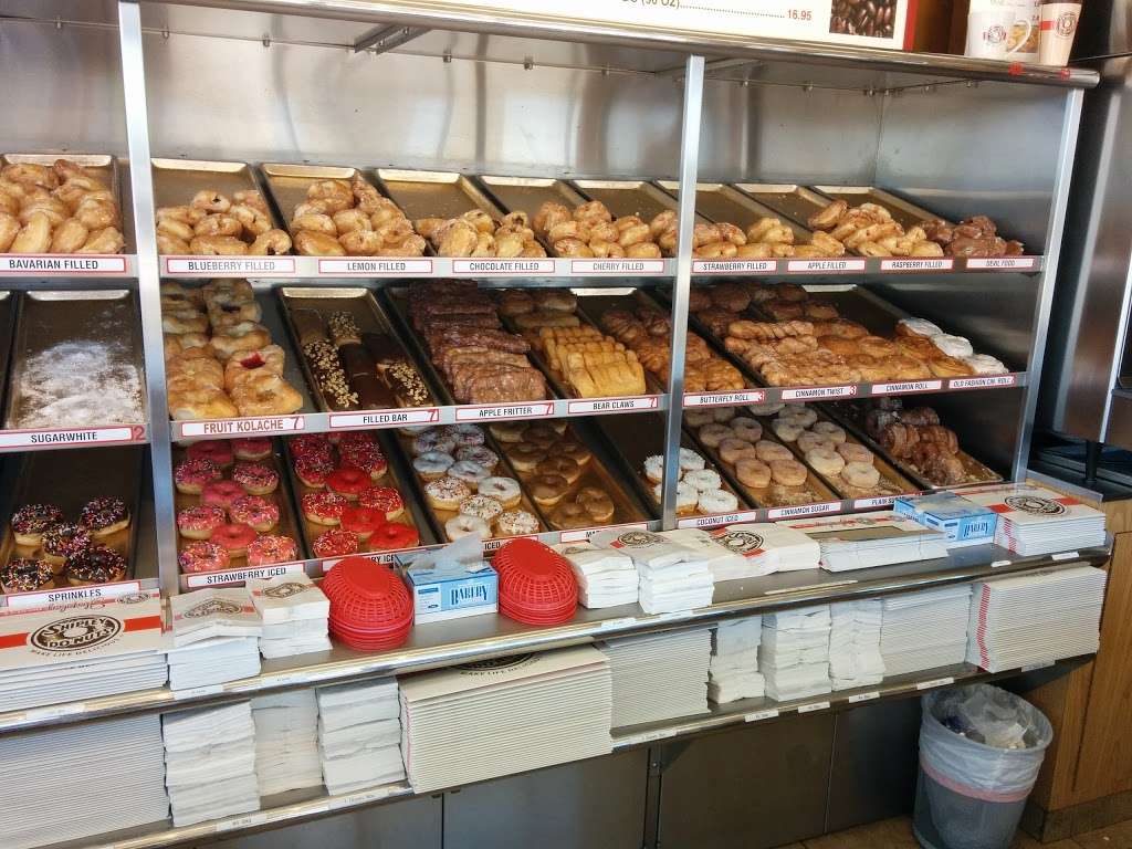 Shipley Do-Nuts | 1479 Hwy 6, Alvin, TX 77511, USA | Phone: (281) 824-8007