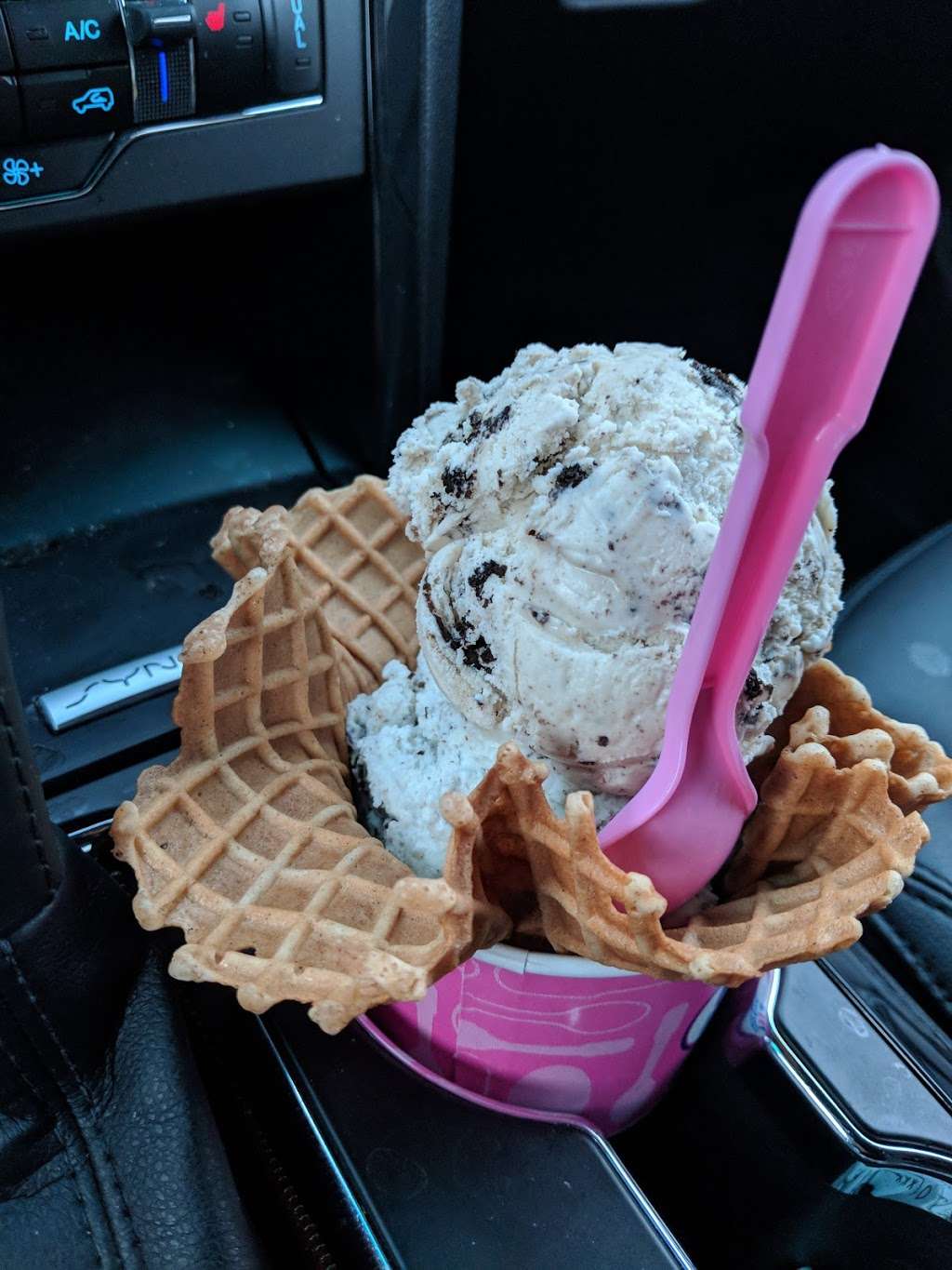 Baskin-Robbins | 901d Edgewater Blvd, Foster City, CA 94404, USA | Phone: (650) 525-1869