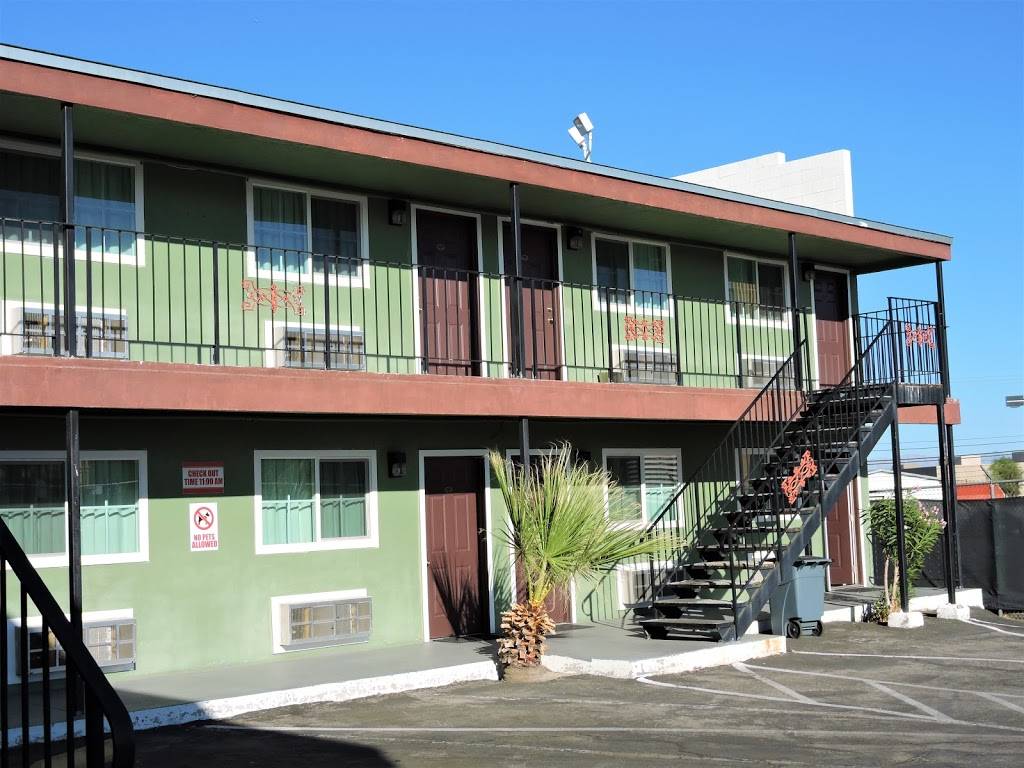 American Inn Motel | 3325 Fremont St, Las Vegas, NV 89104, USA | Phone: (702) 457-0422