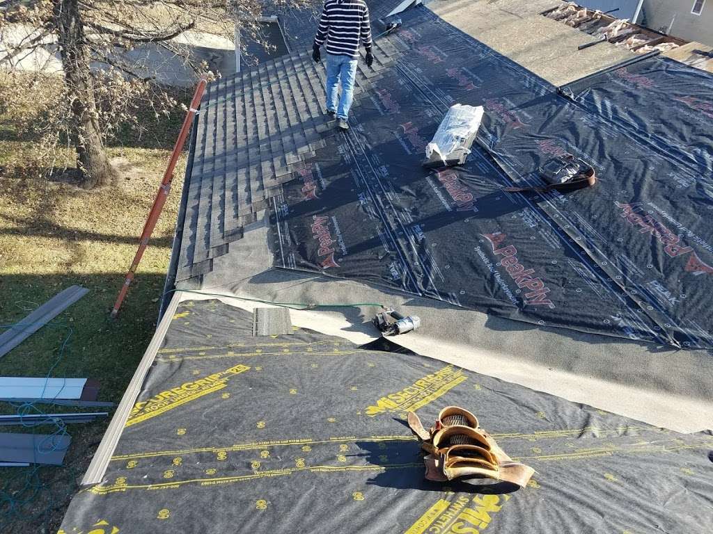 Always Roofing | 4232 St John Ave, Kansas City, MO 64123, USA | Phone: (816) 231-8282