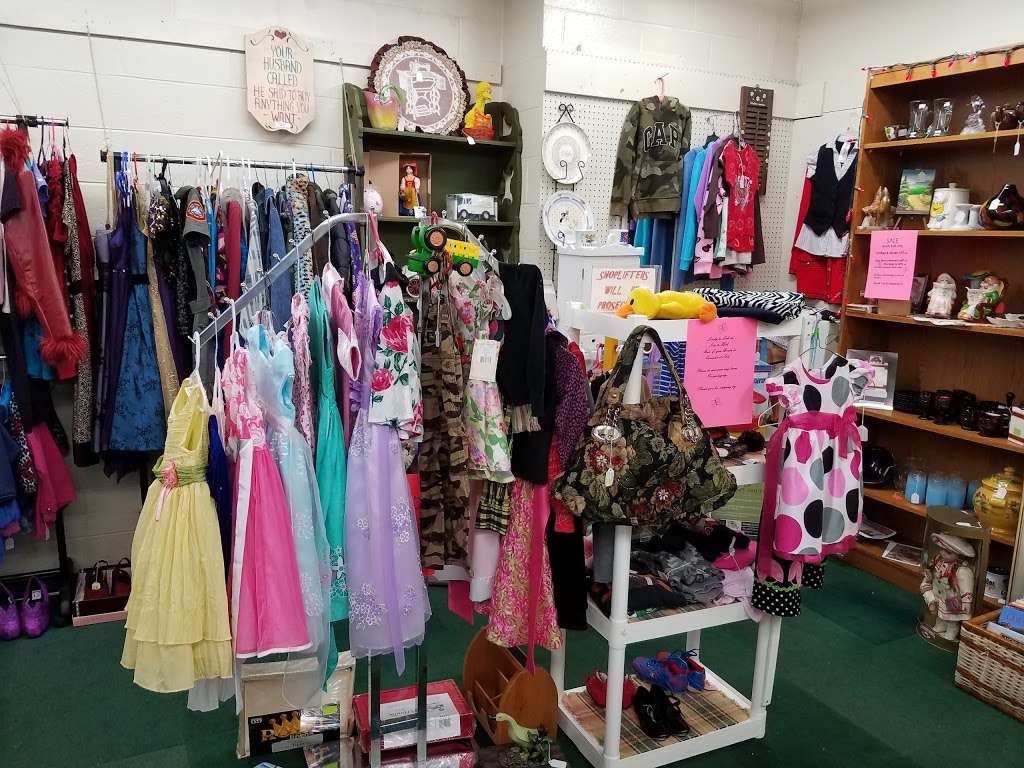 The Store, Oldies and Goodies | 9908 N Main St, Richmond, IL 60071, United States | Phone: (815) 678-7300