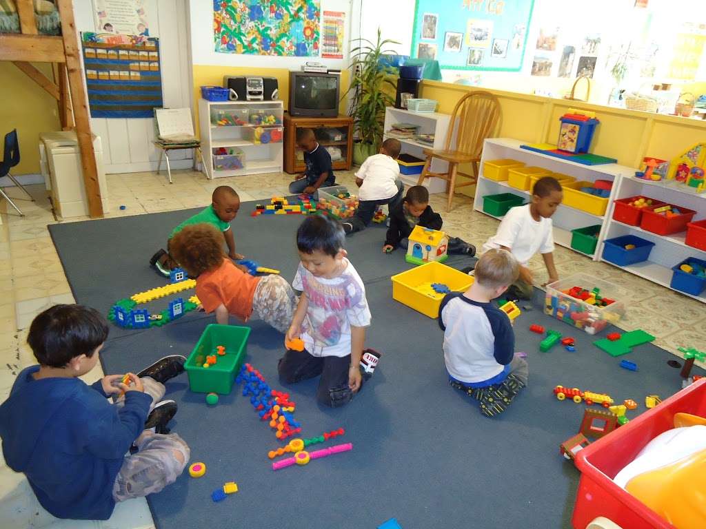 New Horizons a Montessori School | 900 Fairgrounds Dr, Vallejo, CA 94589, USA | Phone: (707) 644-5066