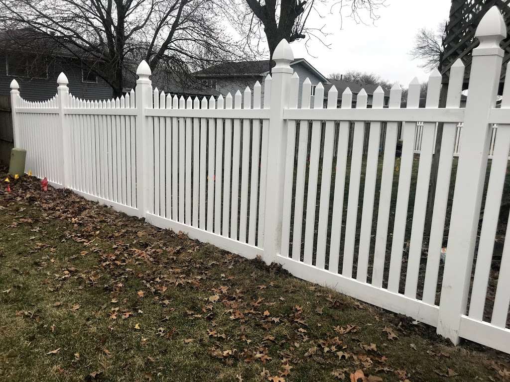 Reeves Fence Services | 7602 W Lincoln Hwy, Crown Point, IN 46307 | Phone: (219) 322-7840