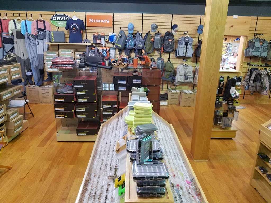 Mainstream Outfitters Inc | 1127 N Easton Rd, Doylestown, PA 18902, USA | Phone: (215) 766-1244