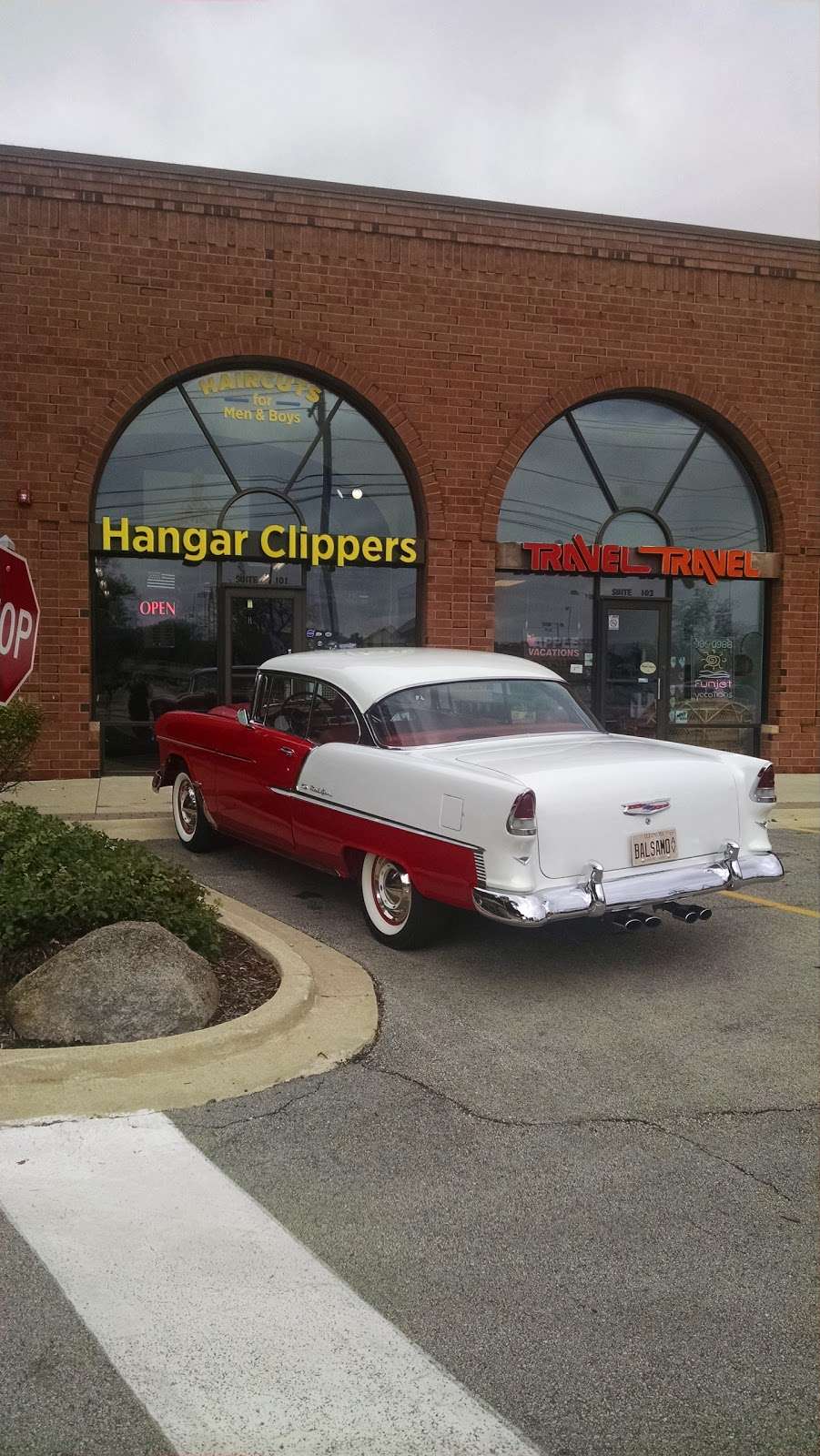 Hangar Clippers | 1001 75th St Suite 101, Woodridge, IL 60517 | Phone: (630) 538-6107