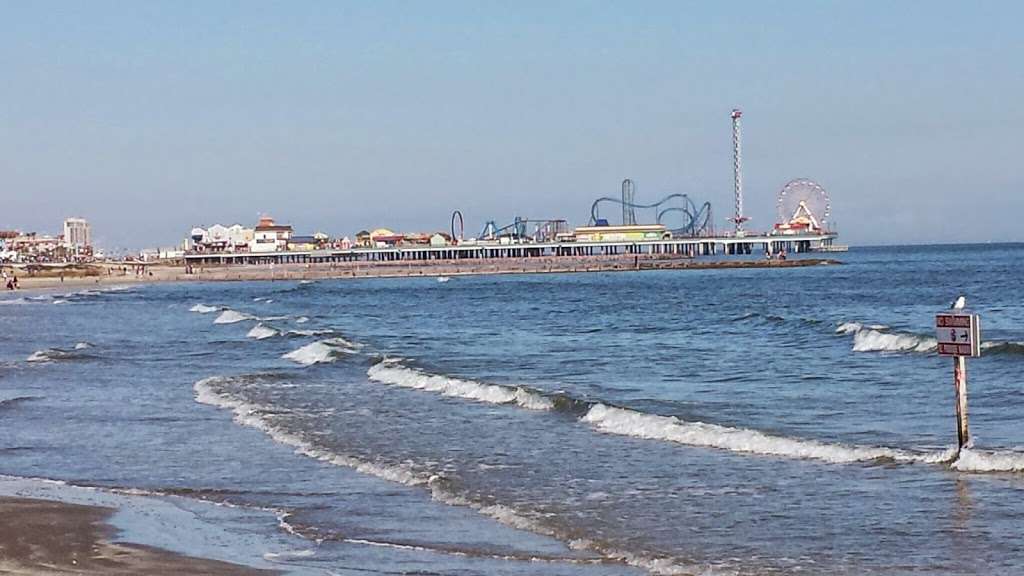 Galveston Golf Carts- Seawall | 4102 Seawall Blvd Ste. 100, Galveston, TX 77550, USA | Phone: (409) 939-7467