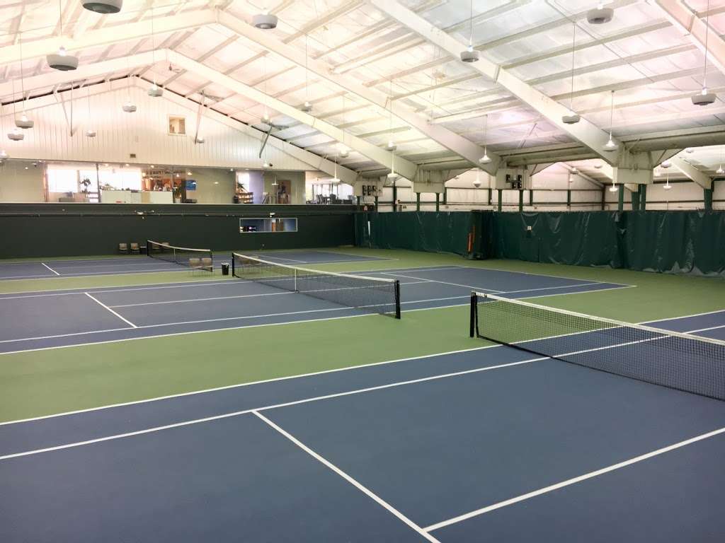 Binghamton Racquet Club | 737 River Rd, Edgewater, NJ 07020, USA | Phone: (201) 945-9500