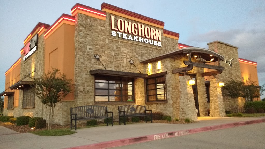 LongHorn Steakhouse | 19019 Gulf Fwy, Webster, TX 77598, USA | Phone: (281) 332-0840