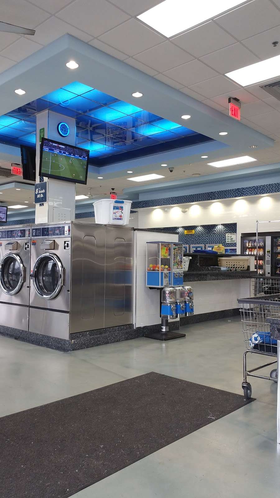 24 Hour Laundry Depot | 1030 N Cedar Lake Rd, Round Lake Beach, IL 60073, USA | Phone: (847) 201-7416