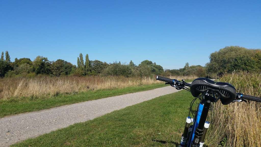South Norwood Country Park | Albert Road, London SE25 4NF, UK | Phone: 020 8726 6900