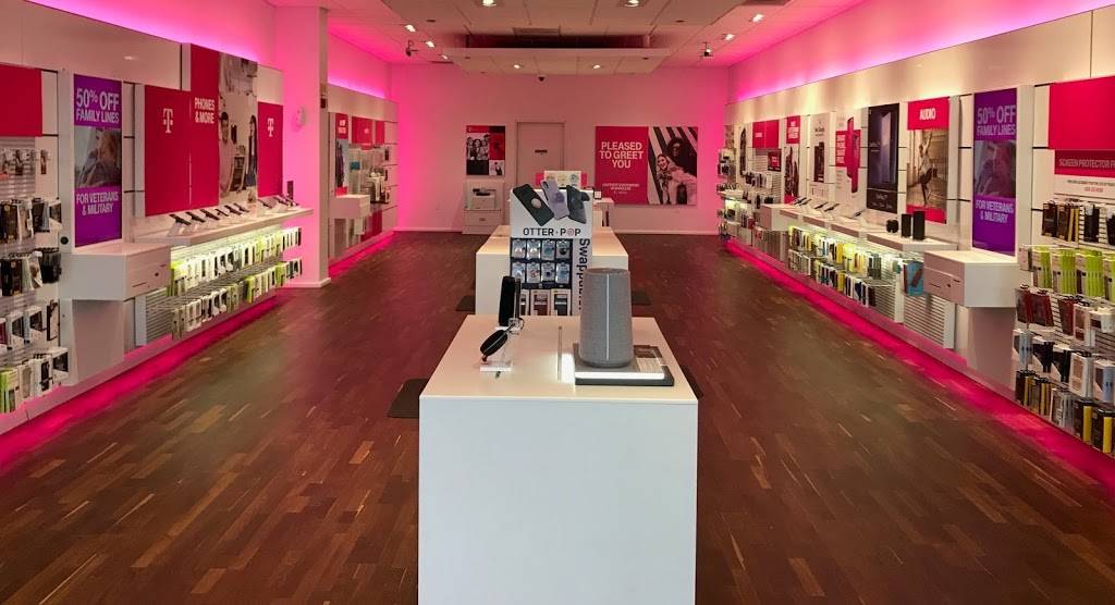 T-Mobile | 8950 W Charleston Blvd Suite 8, Las Vegas, NV 89117, USA | Phone: (702) 933-0239