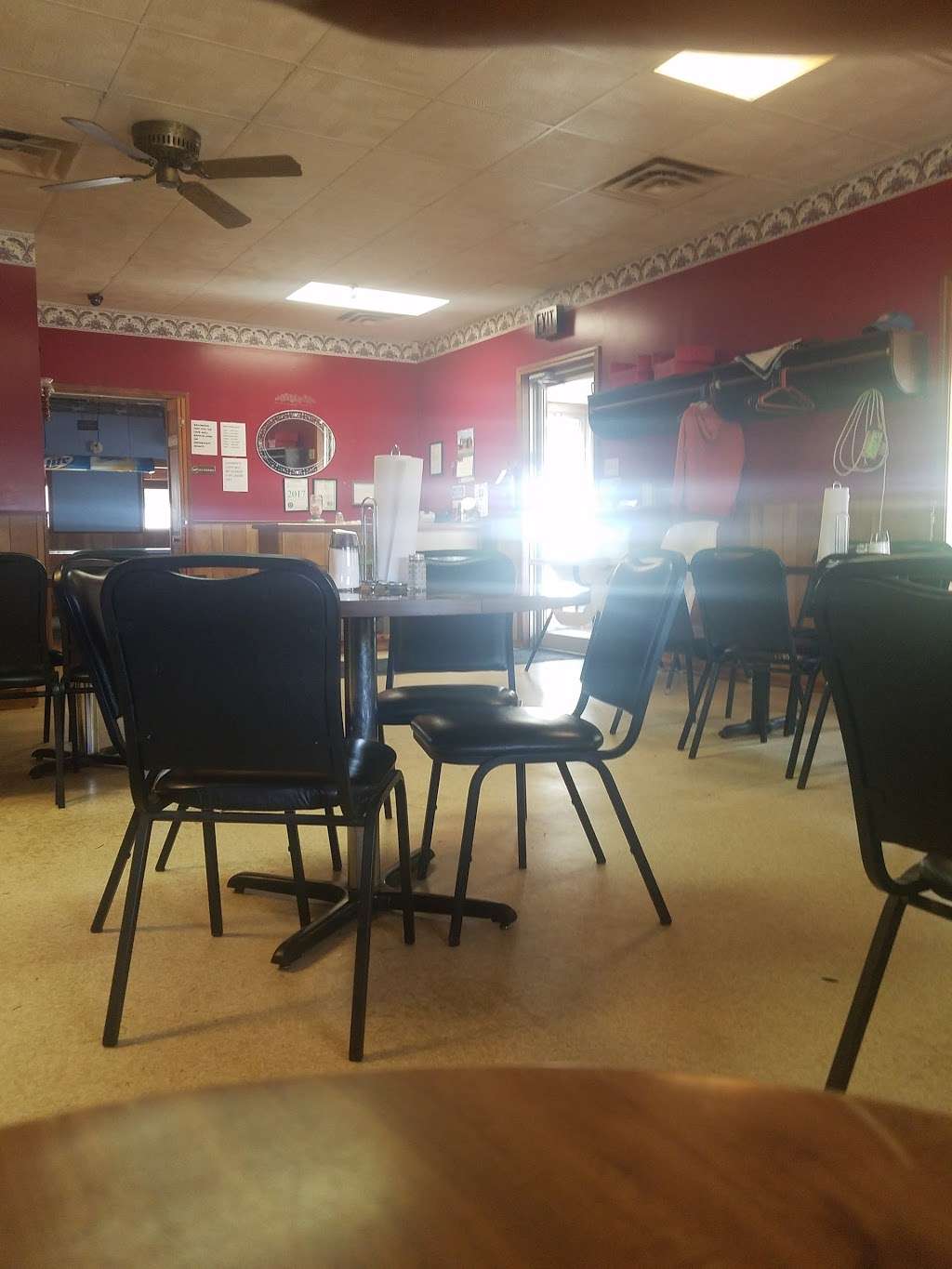 Harmers Cafe | 501 W Frank St, Edgerton, MO 64444, USA | Phone: (816) 790-3621