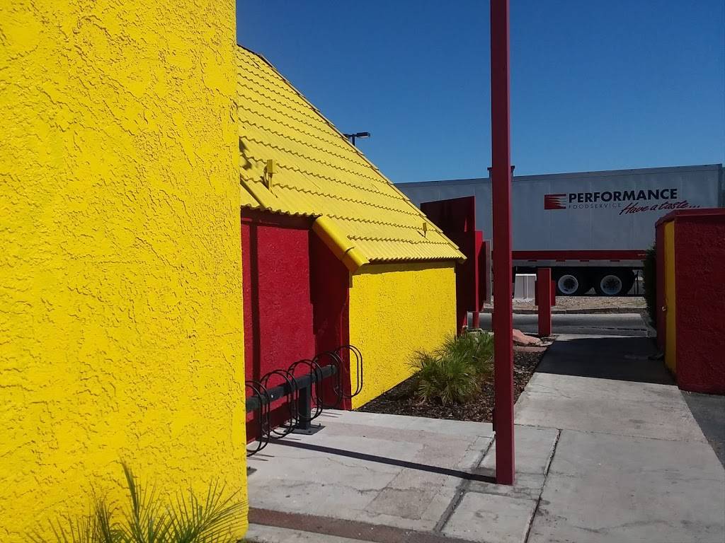 Wienerschnitzel | 4470 E Charleston Blvd, Las Vegas, NV 89104, USA | Phone: (702) 531-0219