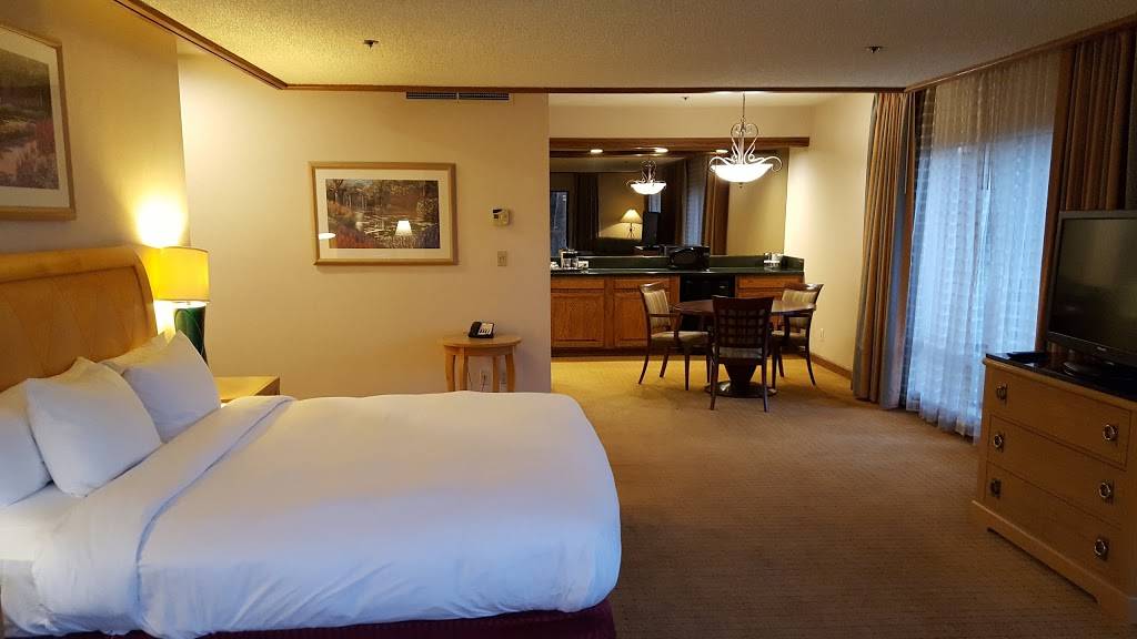 DoubleTree by Hilton Hotel Bakersfield | 3100 Camino Del Rio Ct, Bakersfield, CA 93308 | Phone: (661) 323-7111