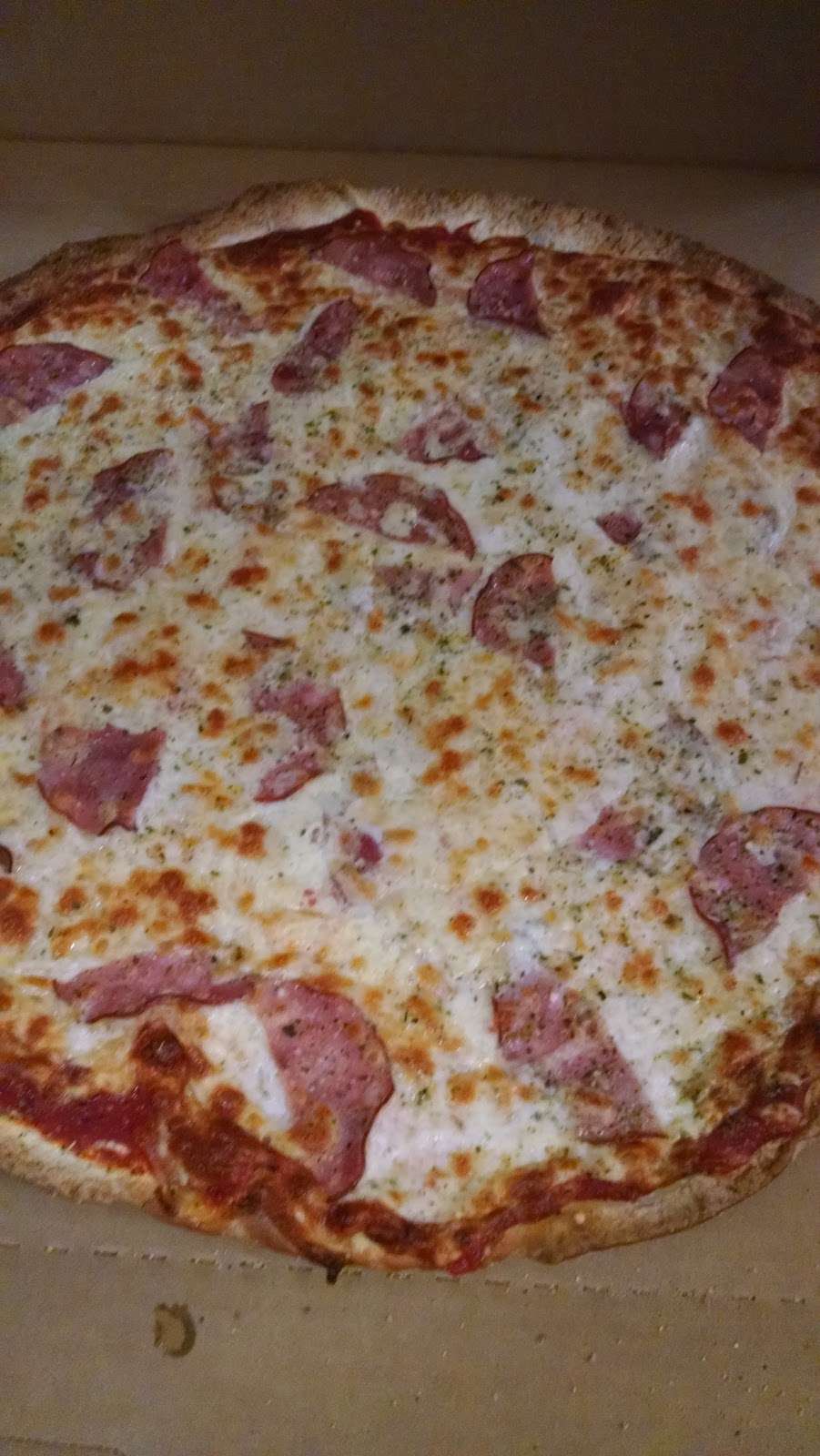 Rosatis Pizza | 630 Plaza Dr #4, Sycamore, IL 60178, USA | Phone: (815) 895-4646